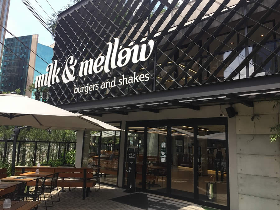 Milk e Mellow JK fachada